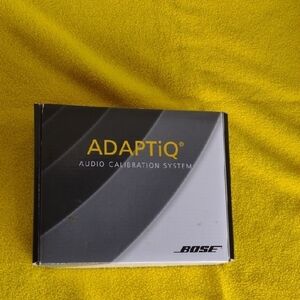 Bose ADAPTiQ Audio Calibration System NWT